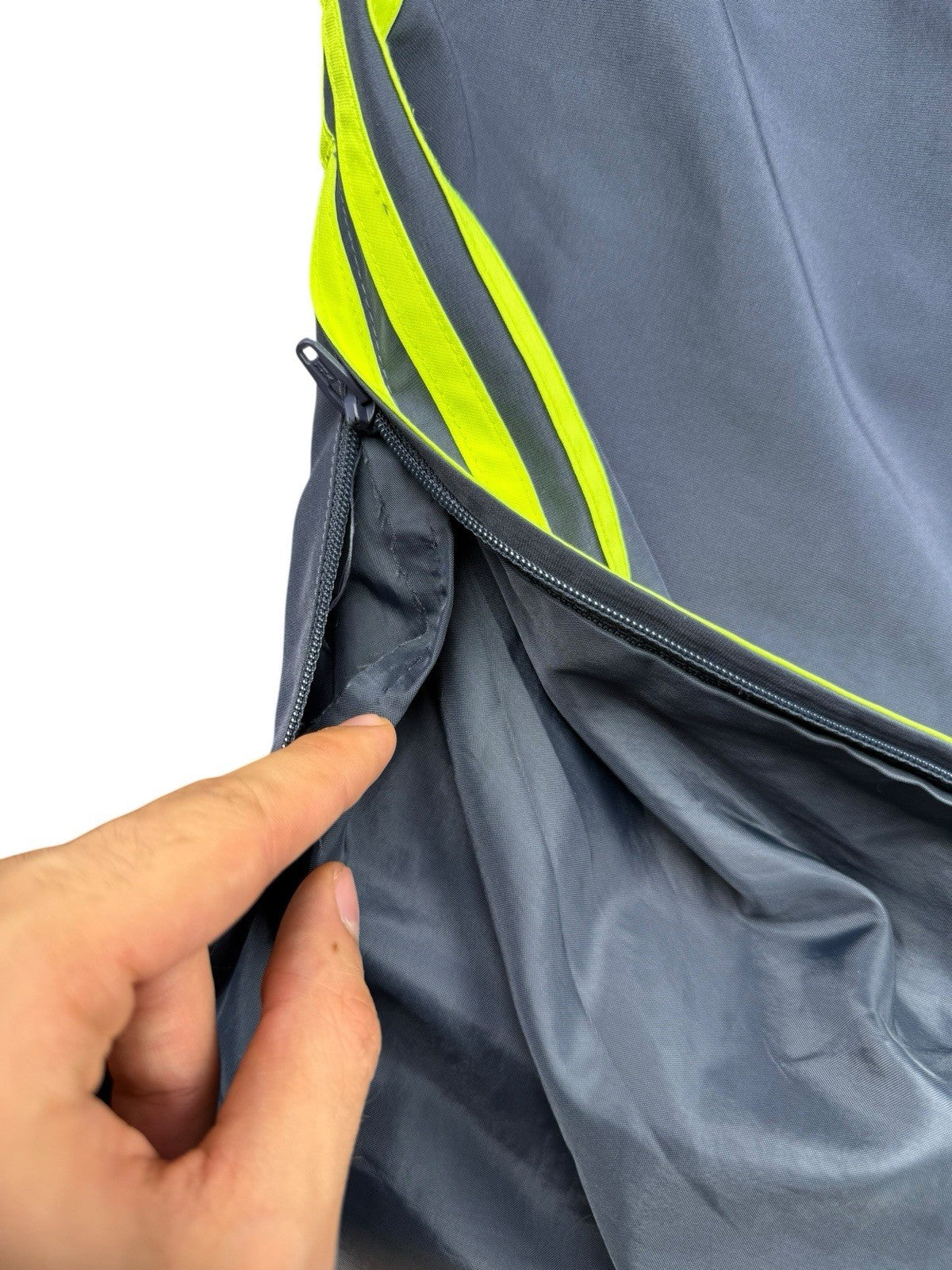 Adidas x Real Madrid – Tracksuit – Weiß/Grau – Größe L (Baggy Fit)