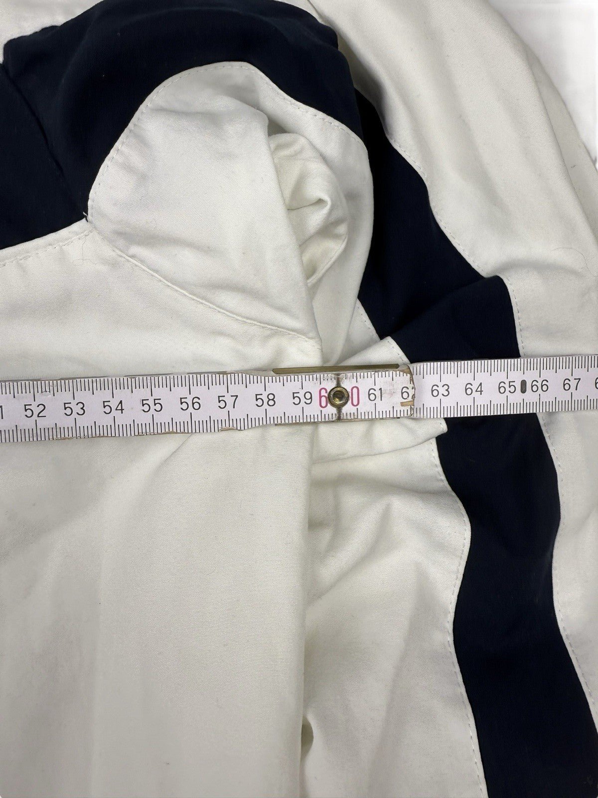 Nike – Track Jacket – Weiß/Schwarz – Größe L