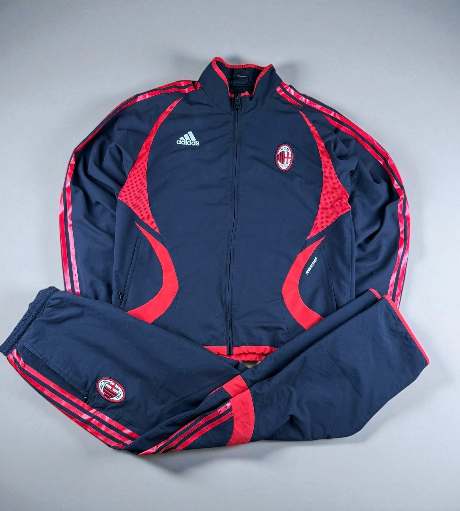 ⁠⁠Sets und tracksuits