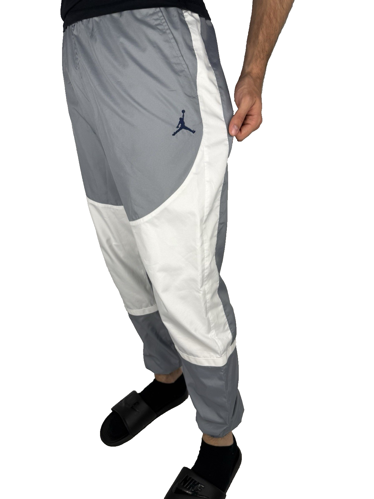 Paris Saint-Germain x Jordan Nylon Track Pants – Grau/Weiß, Baggy Fit, Größe M