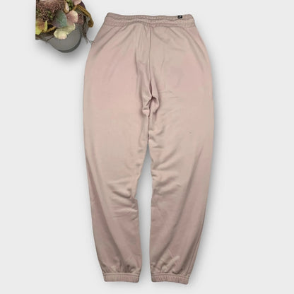 PUMA – Pinker Tracksuit mit silbernem Logo & Backprint – Größe S