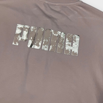 PUMA – Pinker Tracksuit mit silbernem Logo & Backprint – Größe S