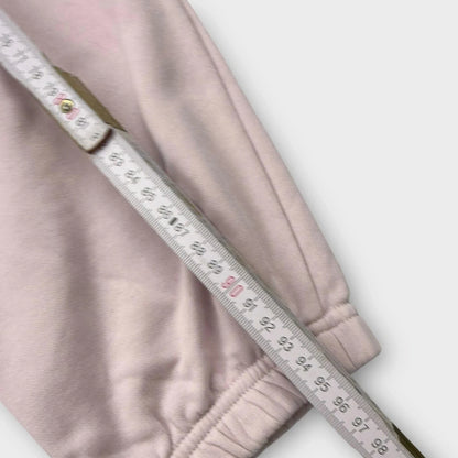 PUMA – Pinker Tracksuit mit silbernem Logo & Backprint – Größe S