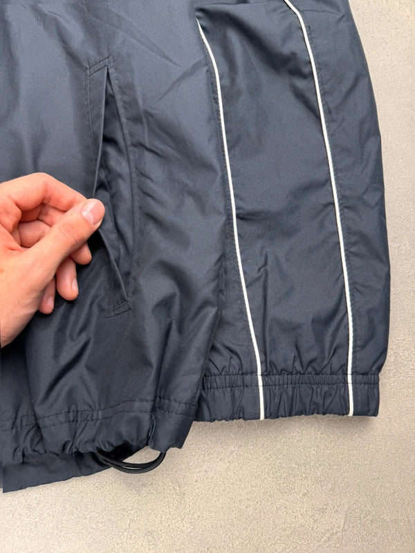 Nike tracksuit – Schwarz – Größe M (passt auch L)