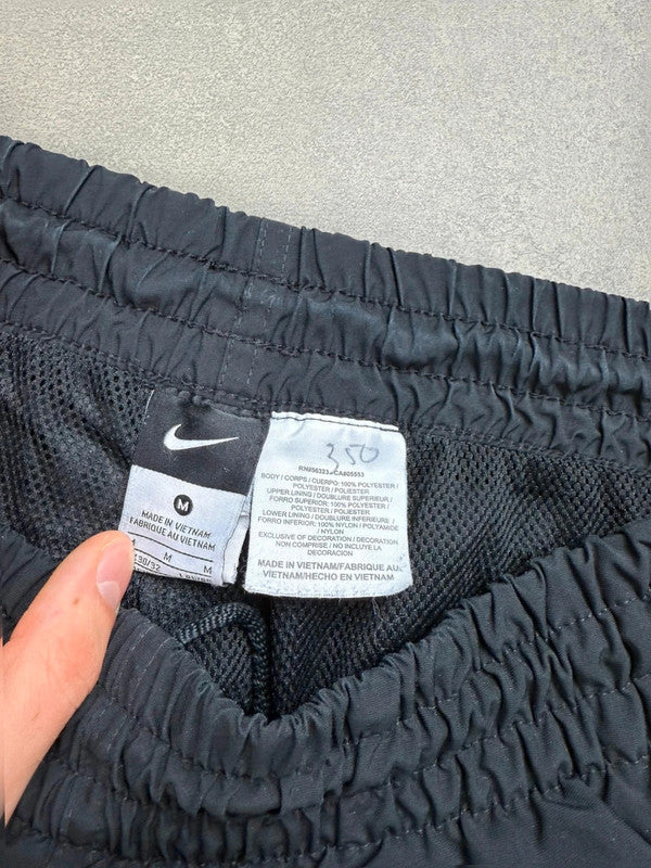 Nike tracksuit – Schwarz – Größe M (passt auch L)
