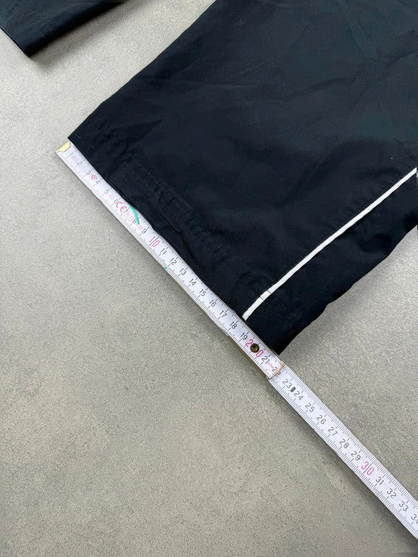 Nike tracksuit – Schwarz – Größe M (passt auch L)