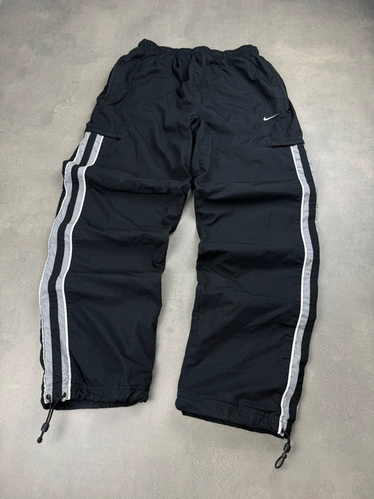 Nike Trackpants – Schwarz – Baggy Fit – Größe L