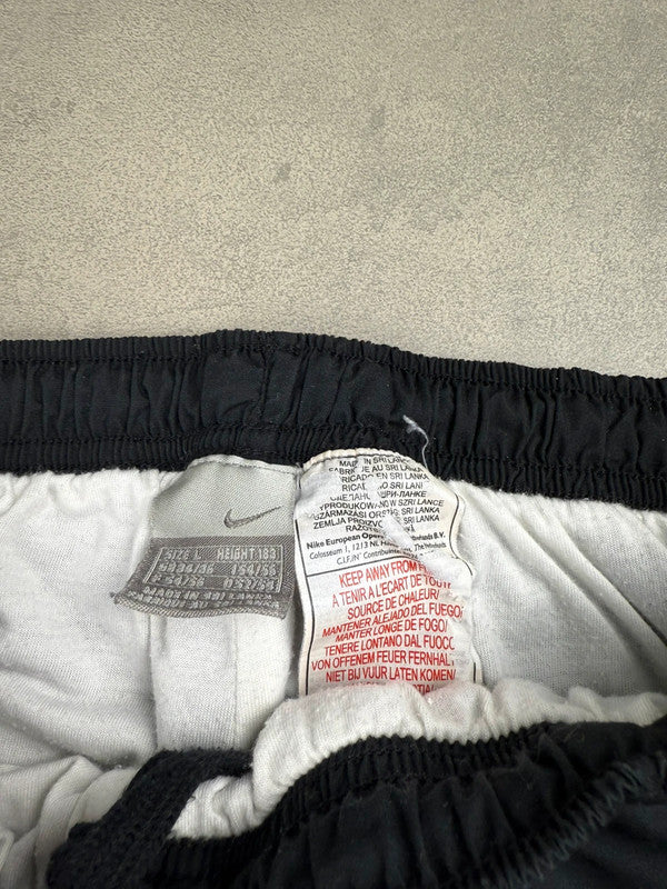 Nike Trackpants – Schwarz – Baggy Fit – Größe L