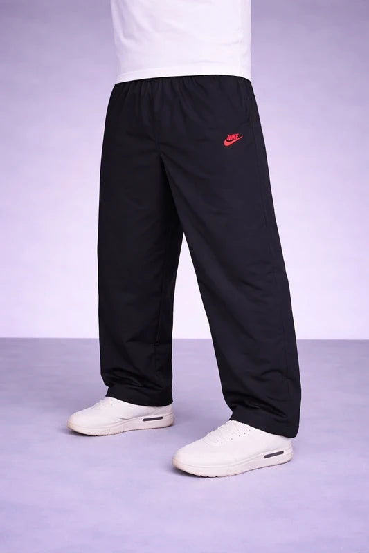Nike Trackpants – Schwarz – Polyester – Größe L