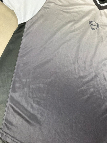 Nike Vintage Trikot – Schwarz Weiß – Größe S