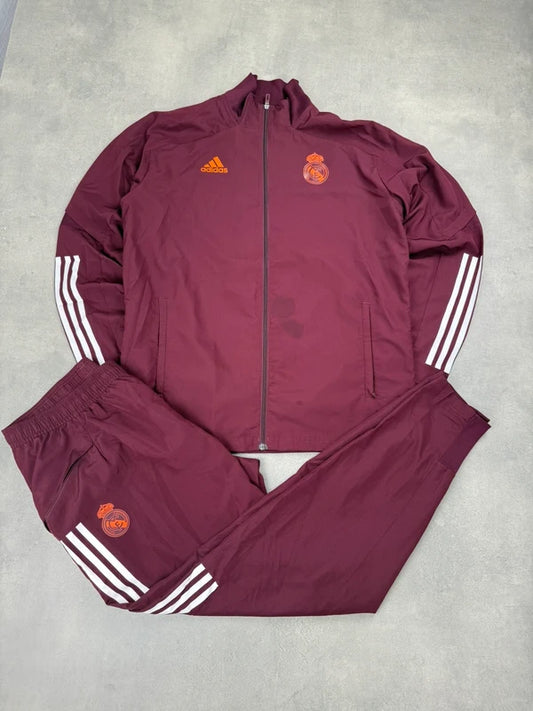 Real Madrid Tracksuit – Weinrot – Vintage Football Core – Größe M