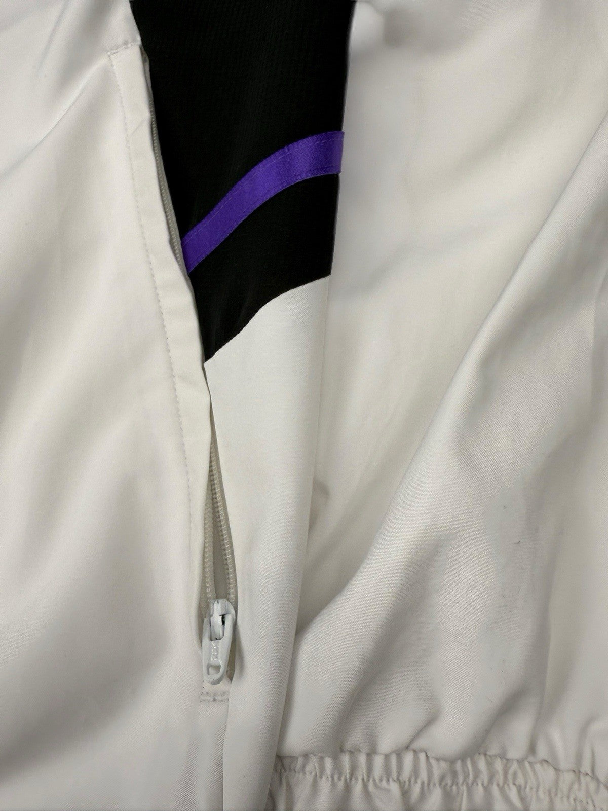 Real Madrid Tracksuit – Weiß – Größe L