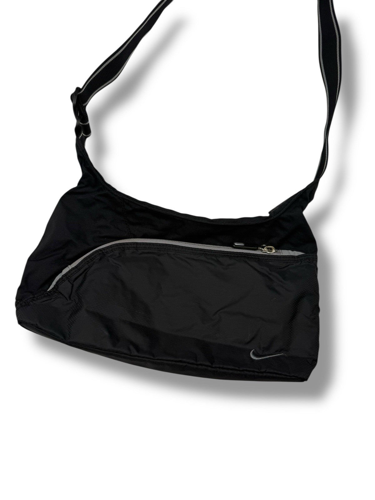 Nike Handtasche – Schwarz – Vintage – Gesticktes Logo