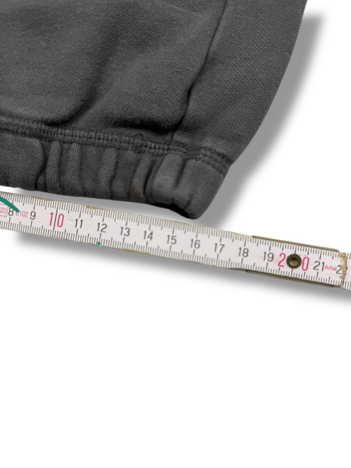 Nike – Jogginghose – Grau mit schwarzem Piping – Größe XL