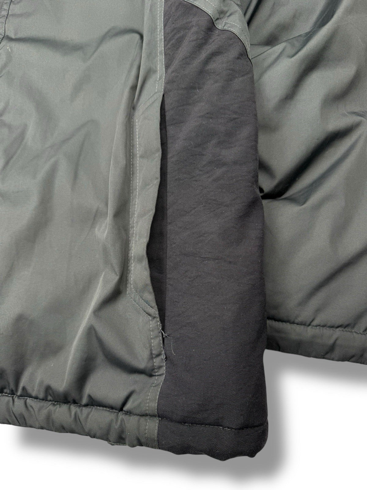 Nike Winterjacke – Air Max – Schwarz – Größe M