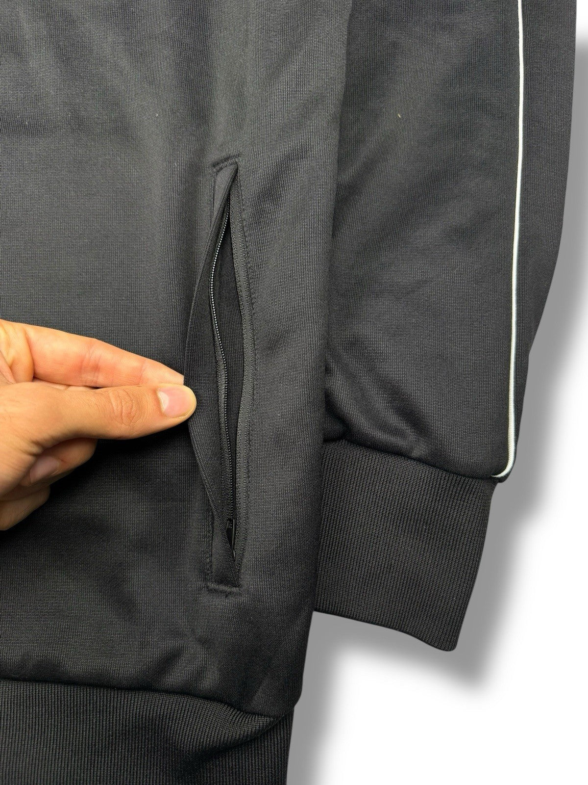 Puma Scuderia Ferrari Jacket – Schwarz – Größe L – Neu mit Etikett