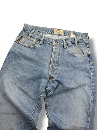 Vintage Armani Jeans – Hellblau – Größe W31–32 – Straight Fit