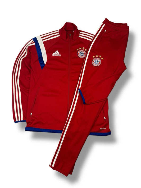 FC Bayern Tracksuit – Rot – Größe S