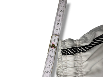 Manchester United Set – Trikot + Shorts – Größe L