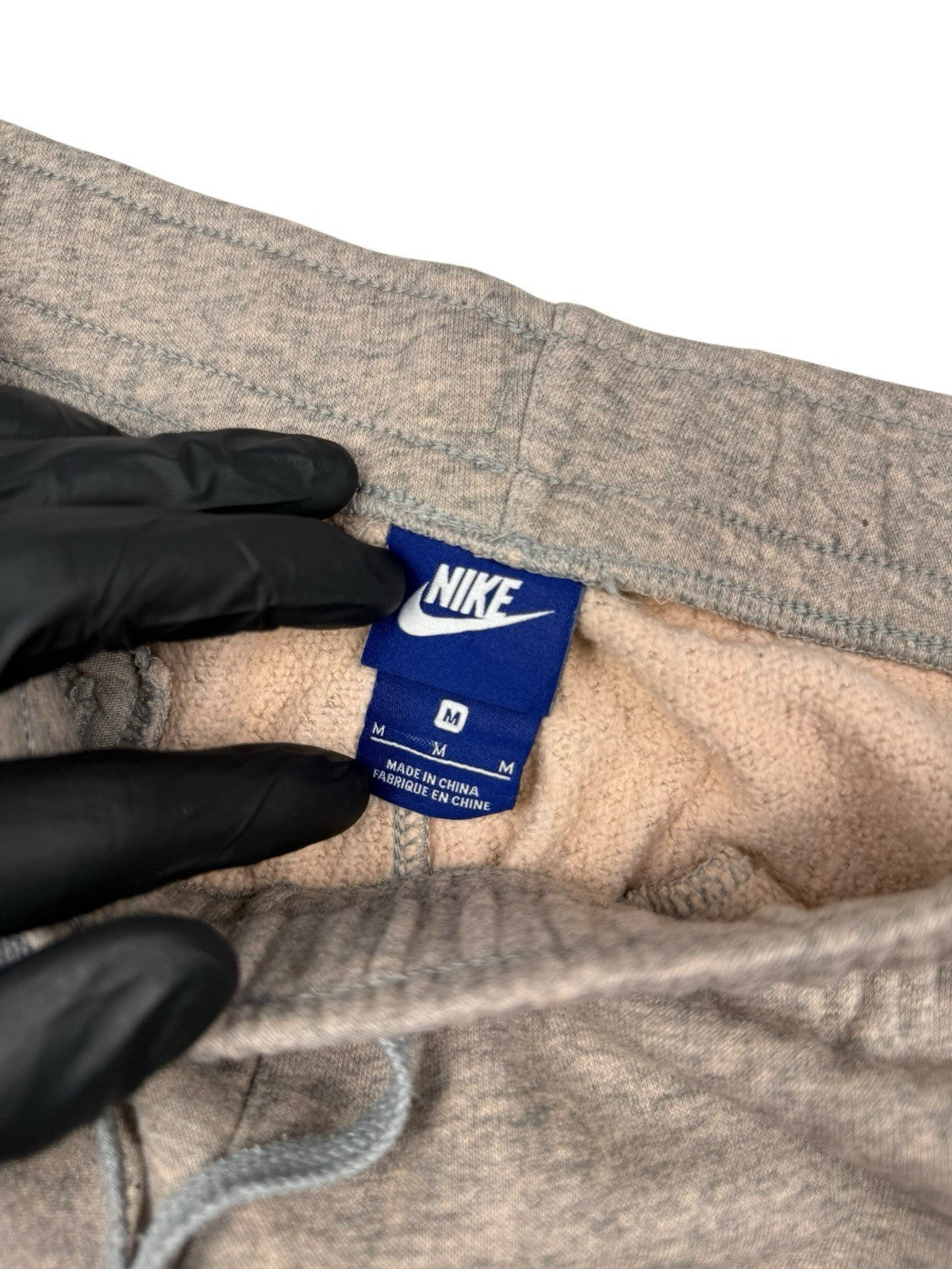 Nike – Jogginghose – Grau/Pink – Größe M