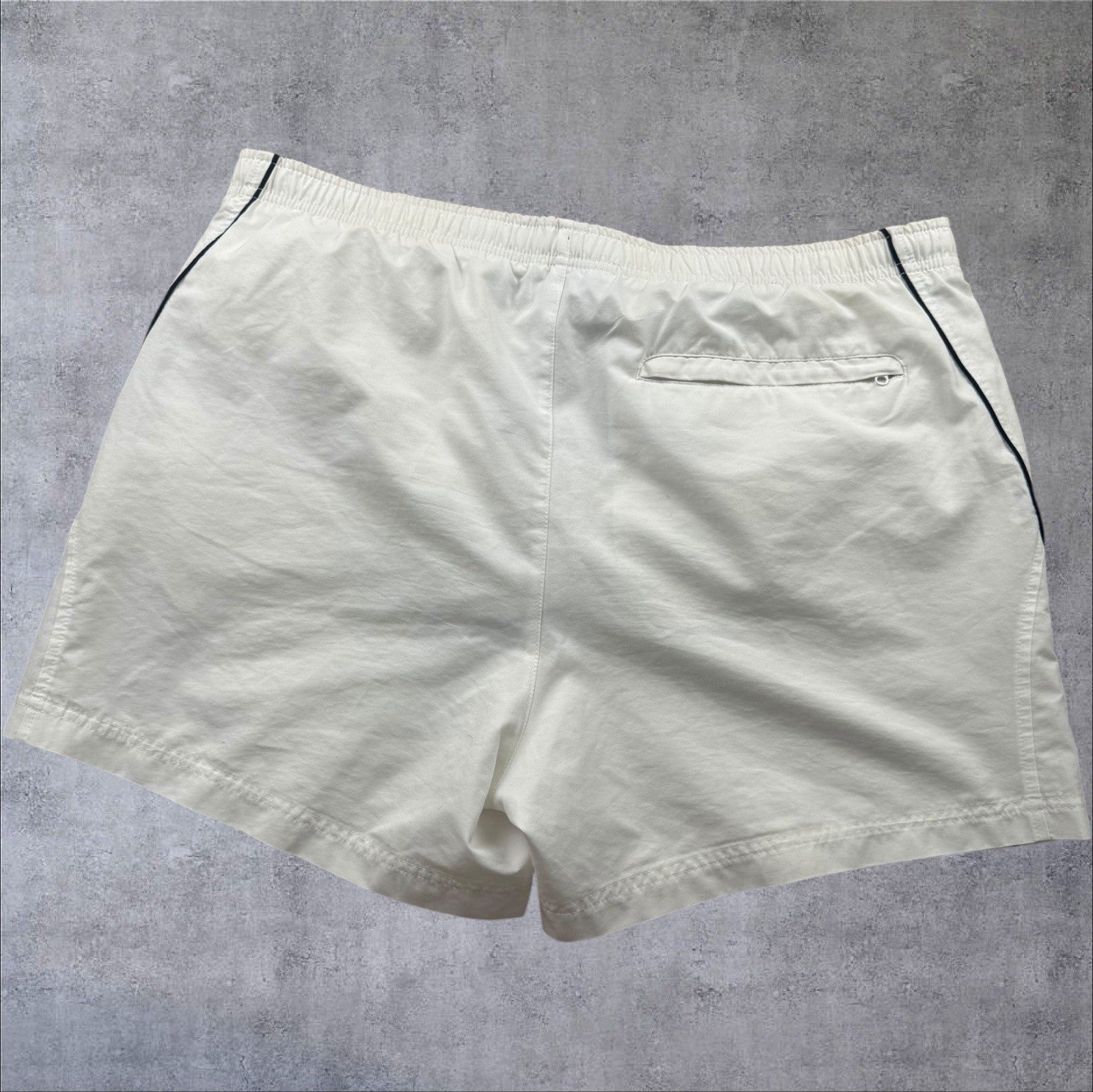 Nike Shorts – Weiß – Herren XL – Vintage Nylon – Baggy Fit – mit Piping