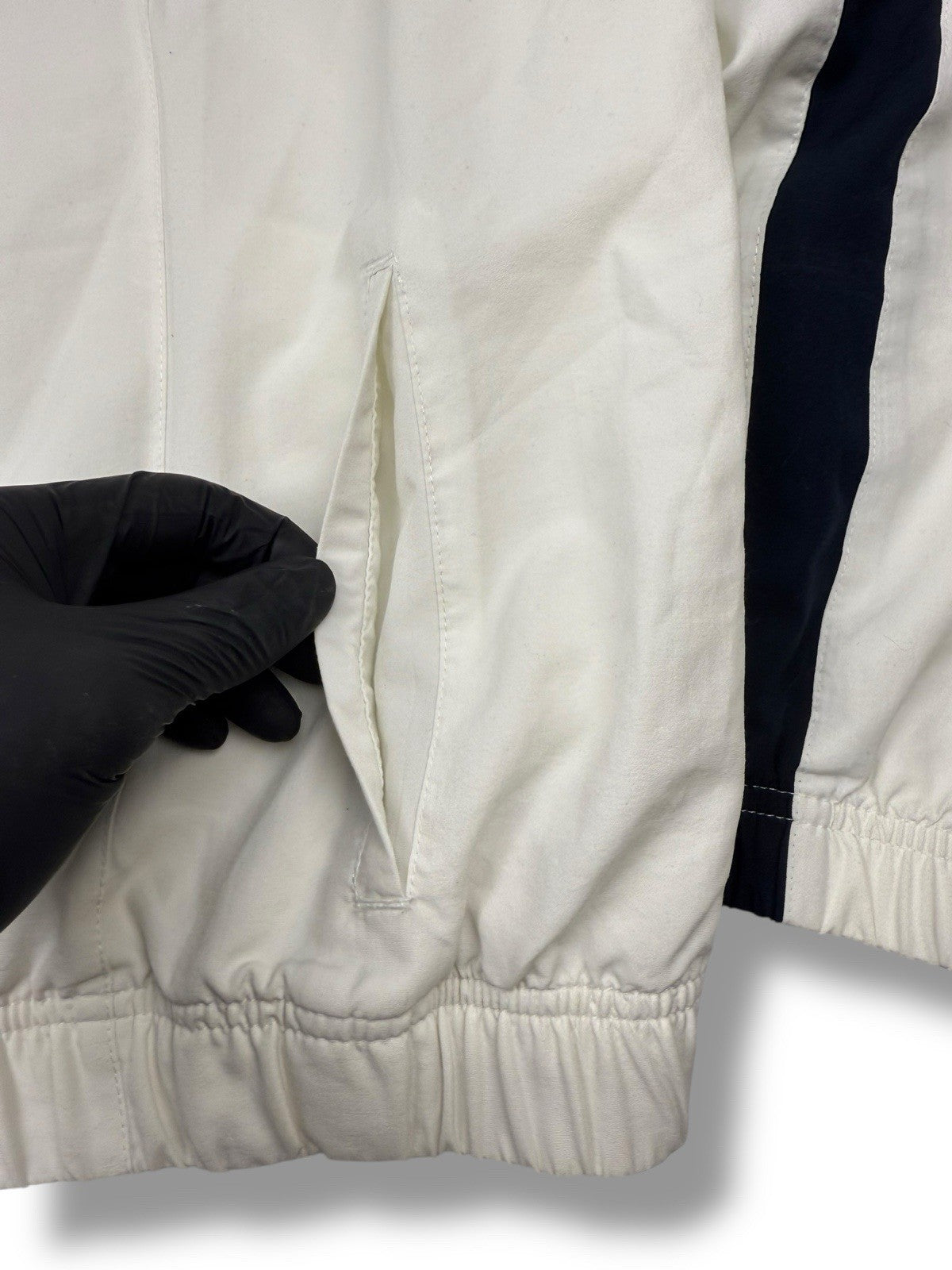 Nike – Track Jacket – Weiß/Schwarz – Größe L