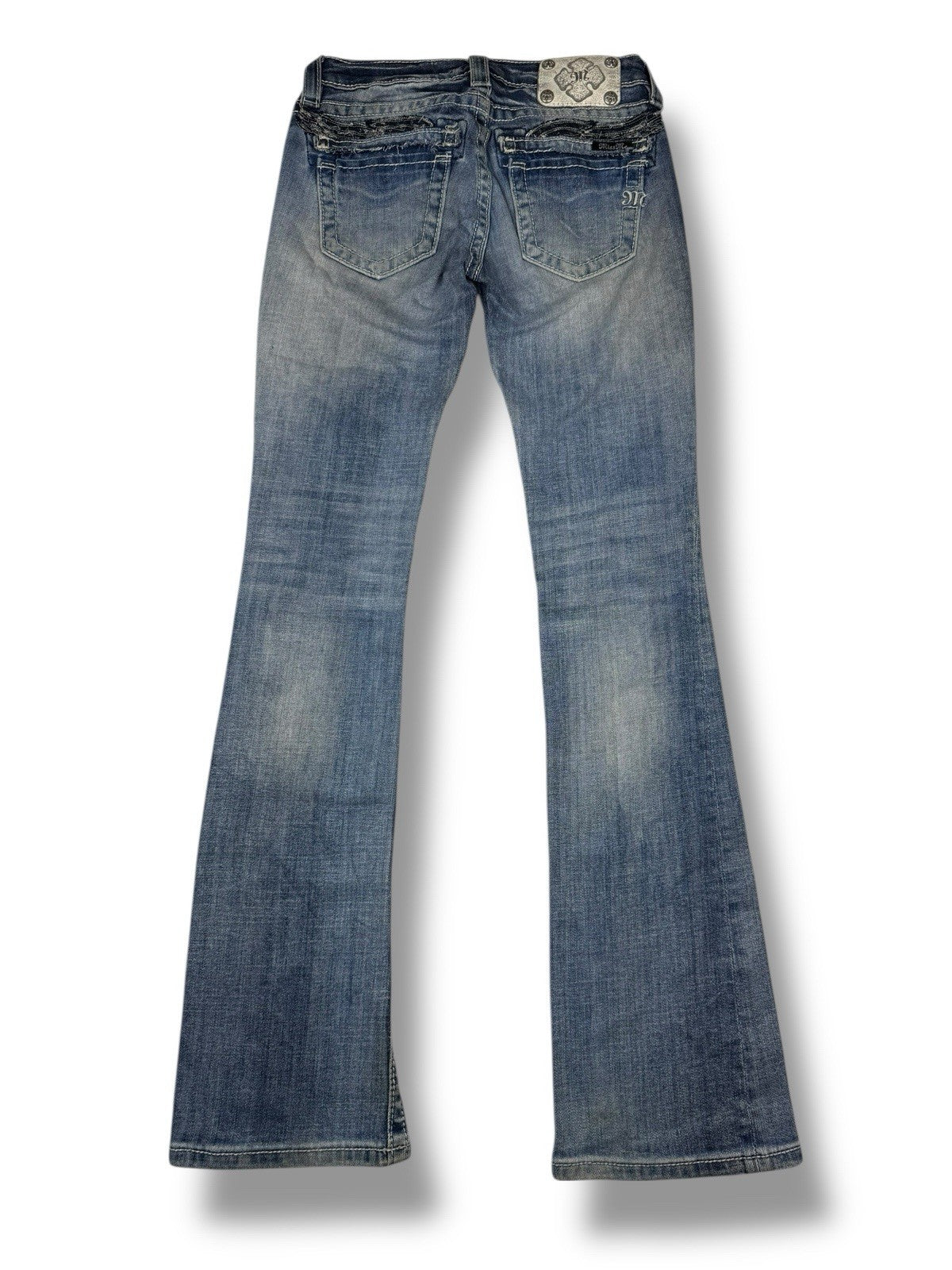 Miss Me Jeans – Hellblau – Größe 28 – Flared Bootcut – Engelsflügel Backpockets