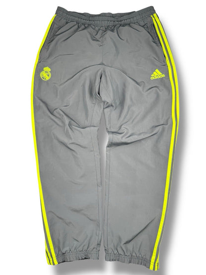 Adidas x Real Madrid – Tracksuit – Weiß/Grau – Größe L (Baggy Fit)