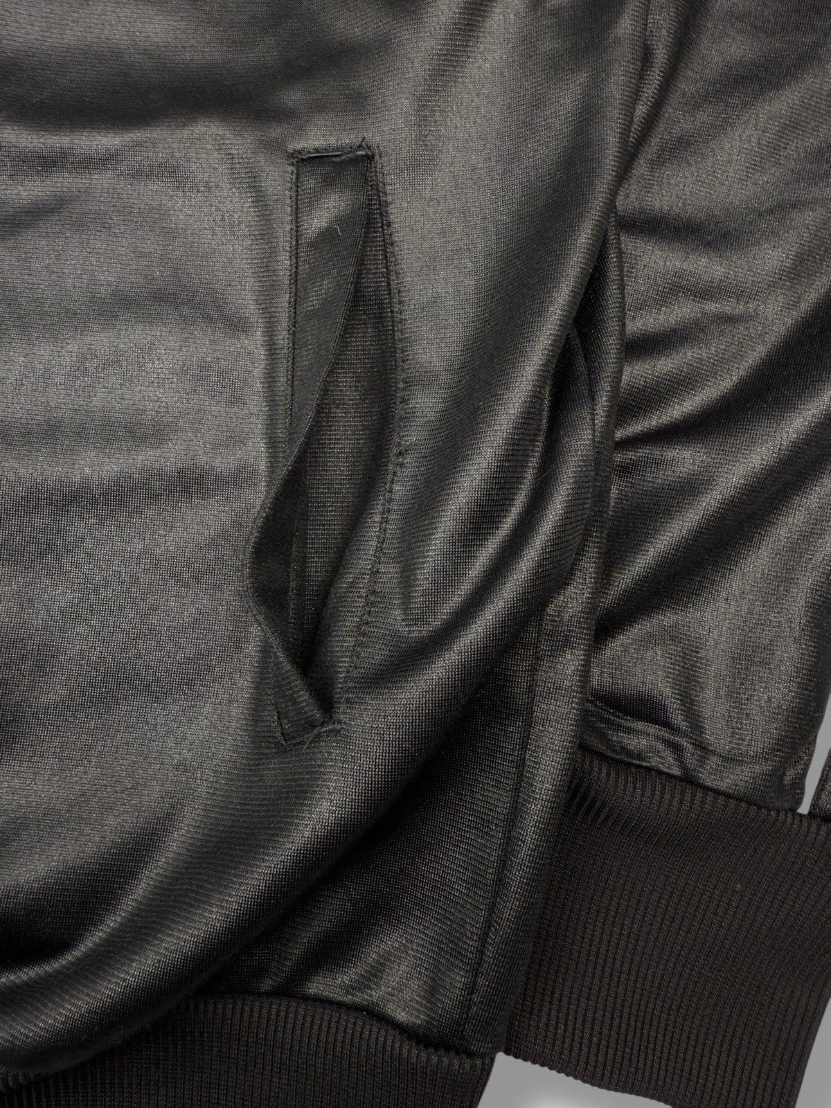 Italia Track Jacket – Schwarz – Größe M – Glänzend