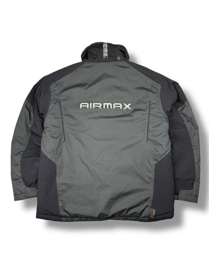 Nike Winterjacke – Air Max – Schwarz – Größe M