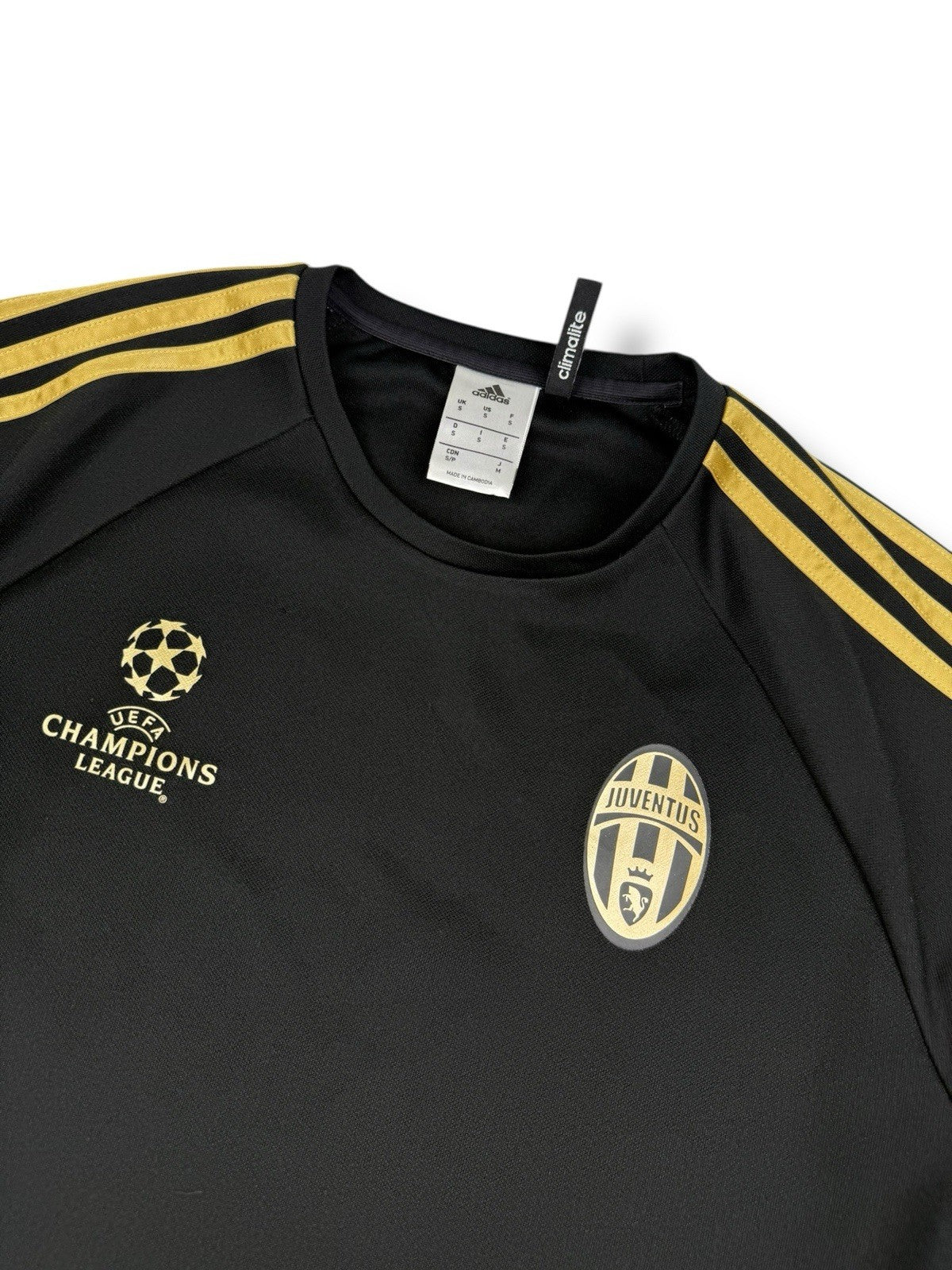 Juventus Turin Pullover – Champions League Edition – Gold – Größe S