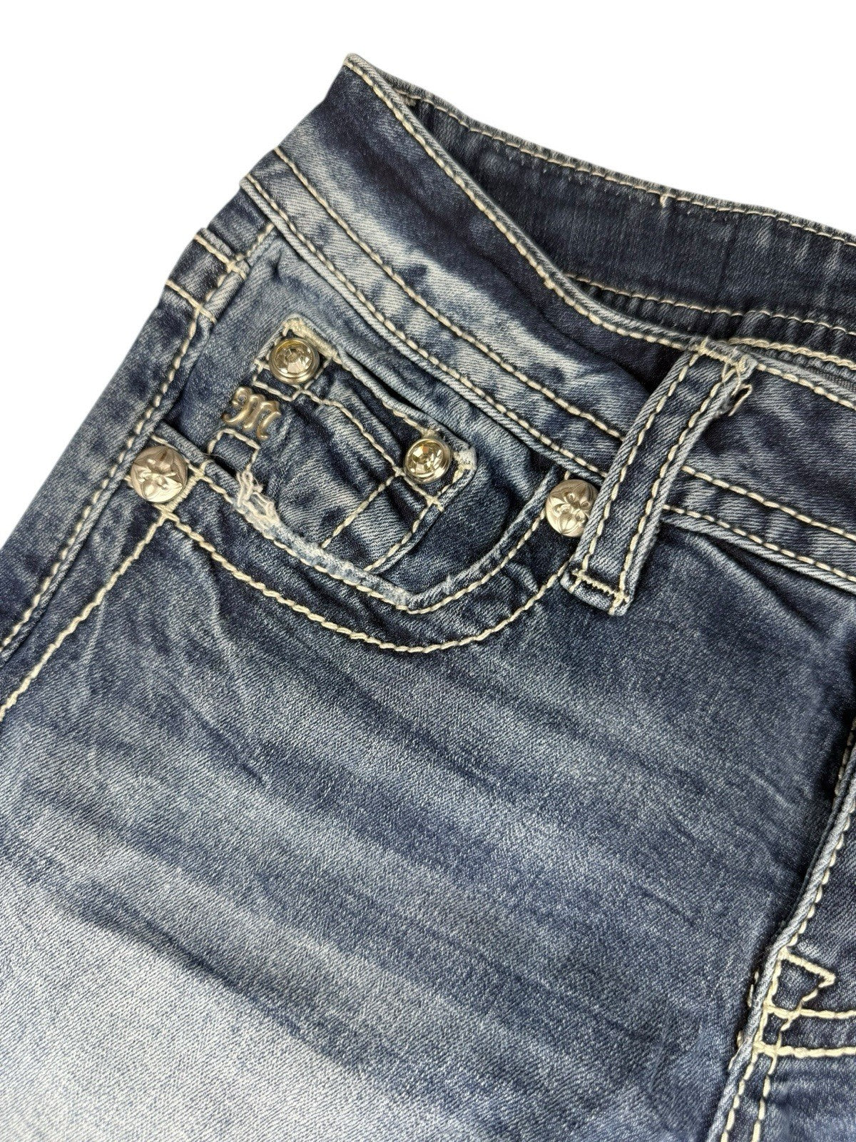 Miss Me Jeans – Blau – Größe 28 – Straight Fit – Engelsflügel Backpockets