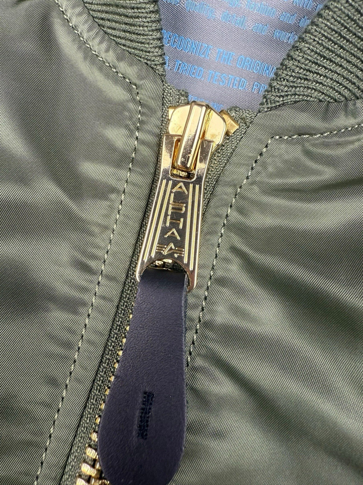 Alpha Industries Bomber Jacket – Grün – Damen M – Neu