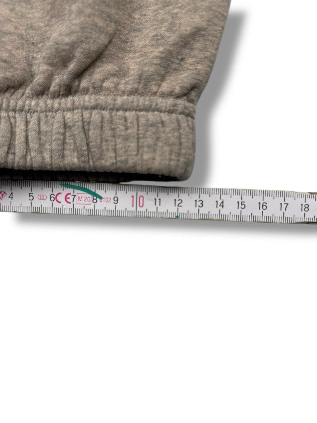 Nike – Jogginghose – Grau/Pink – Größe M