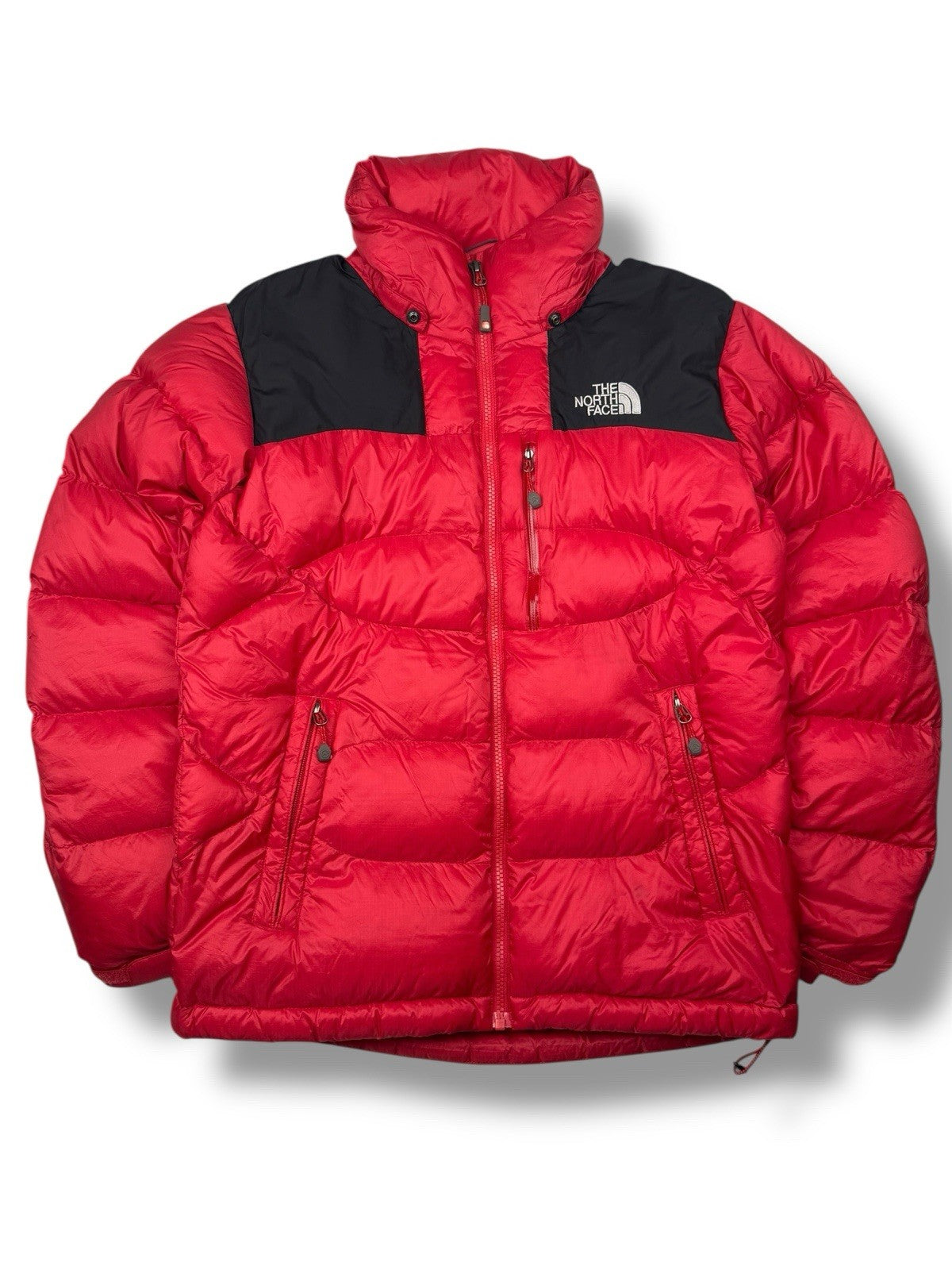 The North Face Puffer Jacket – Rot/Schwarz – Größe S (Label 90) – 800 Fill