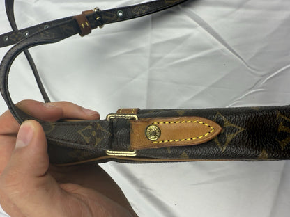 Louis Vuitton Danube Tasche – Monogram Canvas | Vintage Crossbody Bag