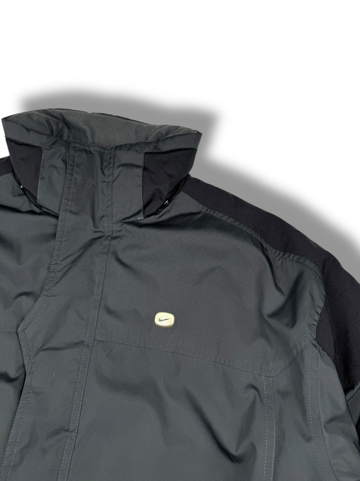 Nike Winterjacke – Air Max – Schwarz – Größe M