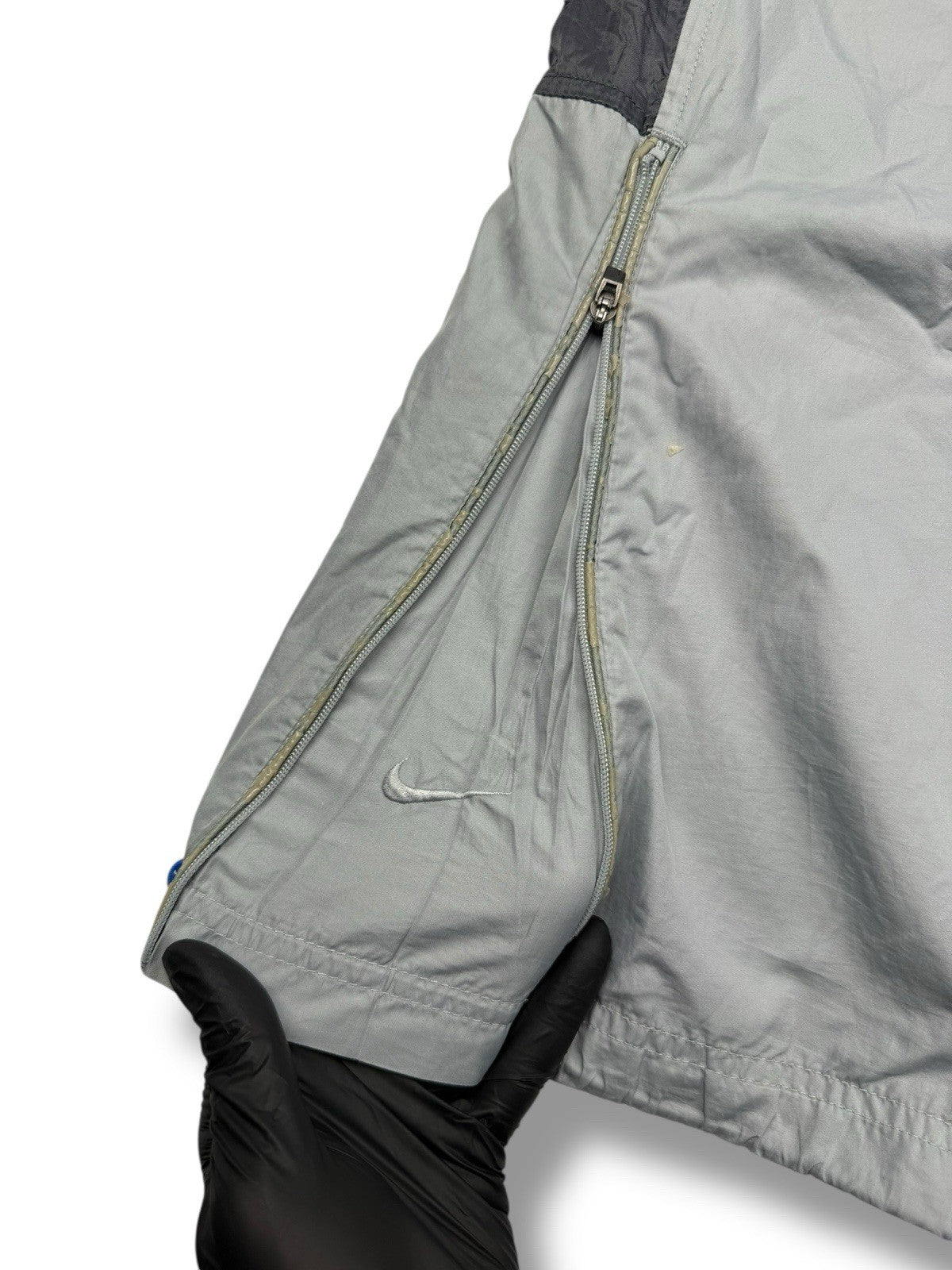 Nike – Hex Track Pants – Grau mit Blau – Größe S – Vintage