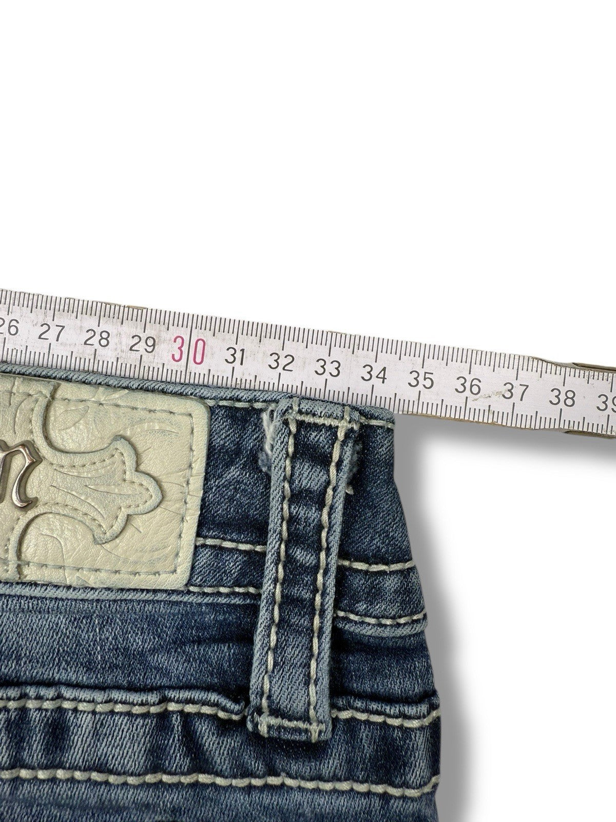 Miss Me Jeans – Blau – Größe 28 – Straight Fit – Engelsflügel Backpockets