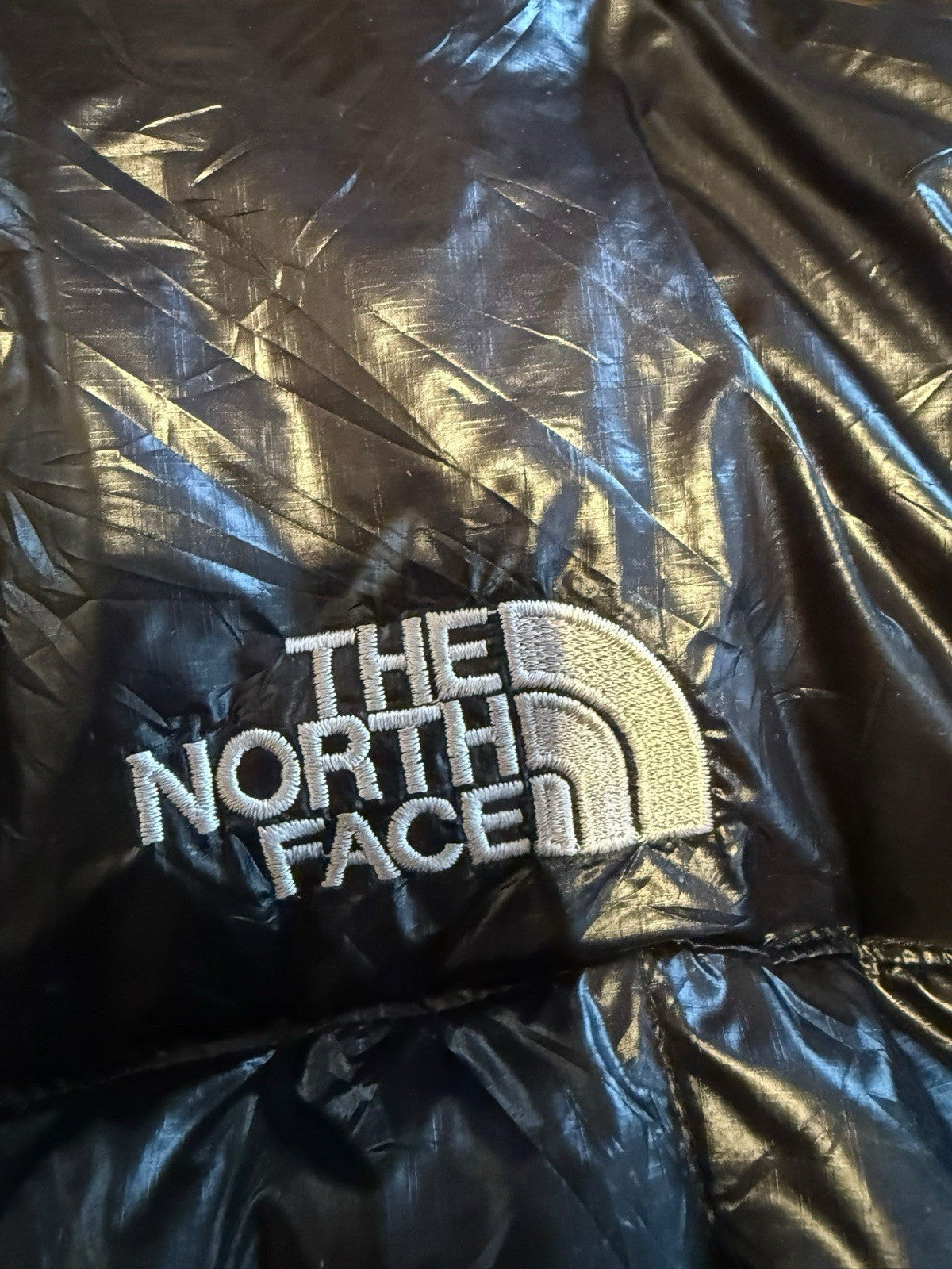 The North Face Puffer Jacket – Schwarz/Glänzend – 700 Fill – Herren M